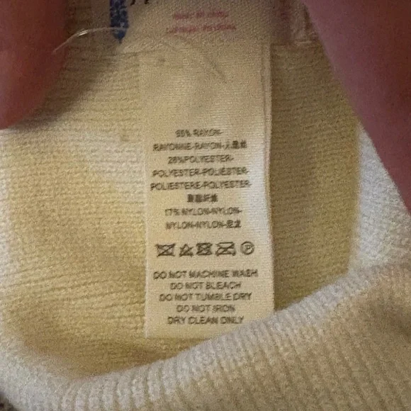 Free People Movement Iconic Beanie – Cream Silver – New with Tag - Picture 4 of 6